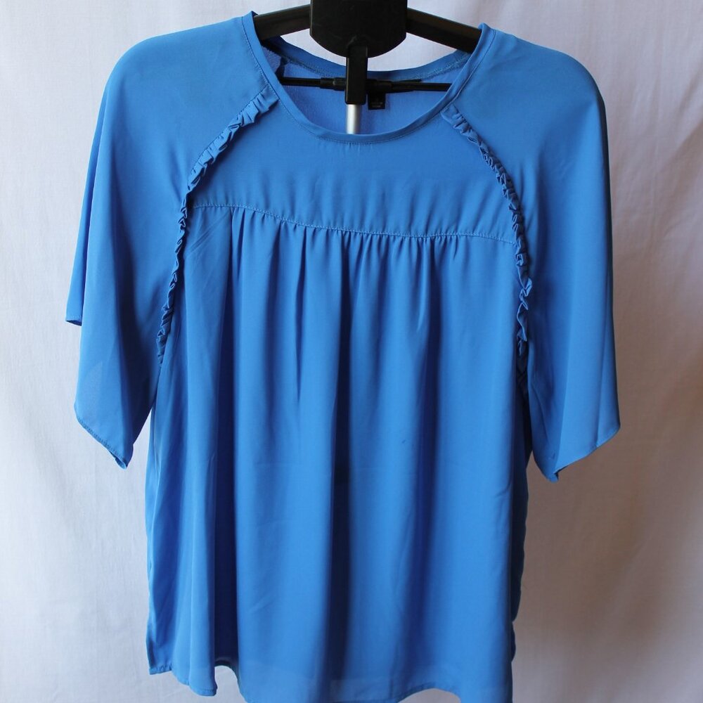 Zac & Rachel Woman 1X 100% polyester cornflower blue short sleeved top